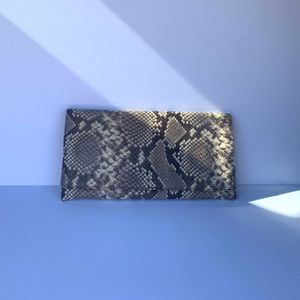 BANANA REPUBLIC leather clutch bag